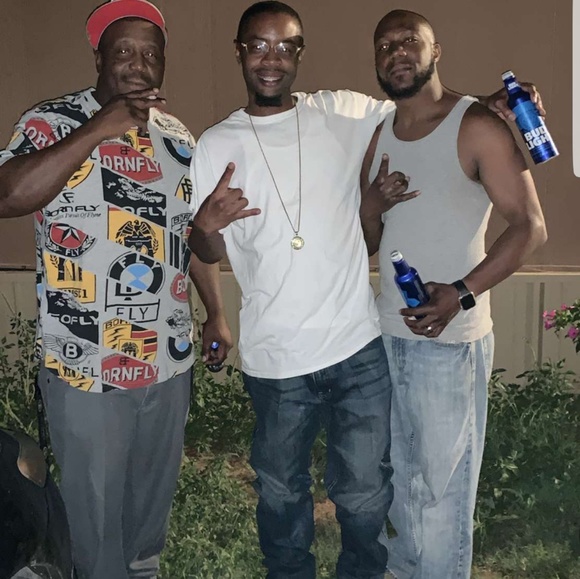 Meet your Posher, Jay - Picture 1 of 1